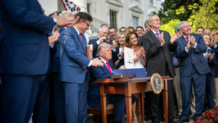 New York facing $34 billion budget gap in wake of federal spending cuts