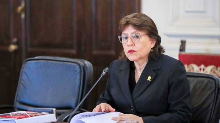 Delia Espinoza denuncia irregularidades del Congreso y rechaza ley de amnistía