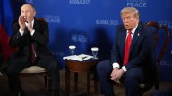 Imágenes destacadas de la histórica reunión entre Trump y Putin: alfombra roja, saludos y momentos clave