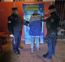 Un hombre detenido por  herir con un cuchillo a su compañero de tragos en Andresito
