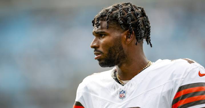 Browns QB Shedeur Sanders injured during joint practice against Eagles, held out for remainder of session