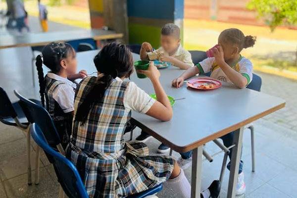 Santa Marta aporta a la construcción de la primera Política Pública del PAE