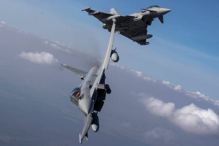 NATO jets scramble to Ukraine-Romania border after Russian drone attack