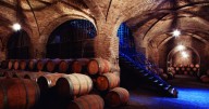 Viña Santa Carolina cierra filial en EEUU y principal cliente en Japón reduce compras de vino chileno