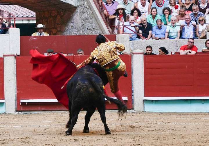 Morante recibe el alta y Gijón sueña con el milagro