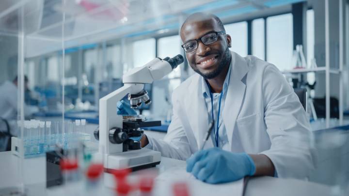 Upgrading Embecta Due To Reorganization And Growth Initiatives (NASDAQ:EMBC)