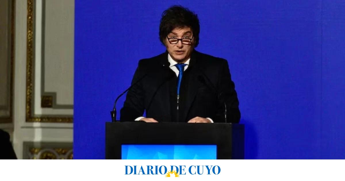 El Gobierno se desliga de las acusaciones y evalúa denunciar a Spagnuolo tras la filtración de audios