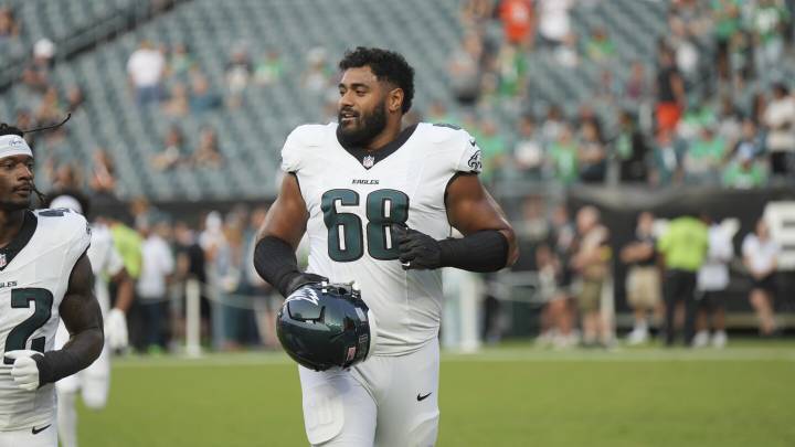 Jordan Mailata, DeVonta Smith, Tanner McKee among Eagles out of practice