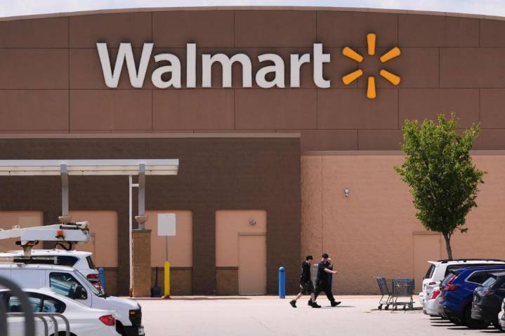 Walmart reports solid second-quarter sales and profits despite a challenging tariff environment