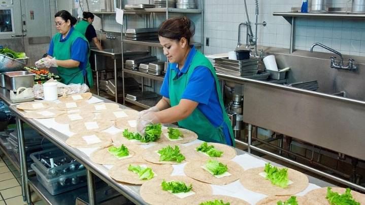 A partir del 30 de septiembre el salario mínimo será de $14 por hora en Florida