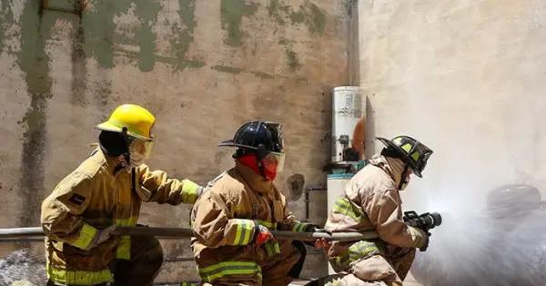 Llama Bomberos a apoyar su campaña de redondeo