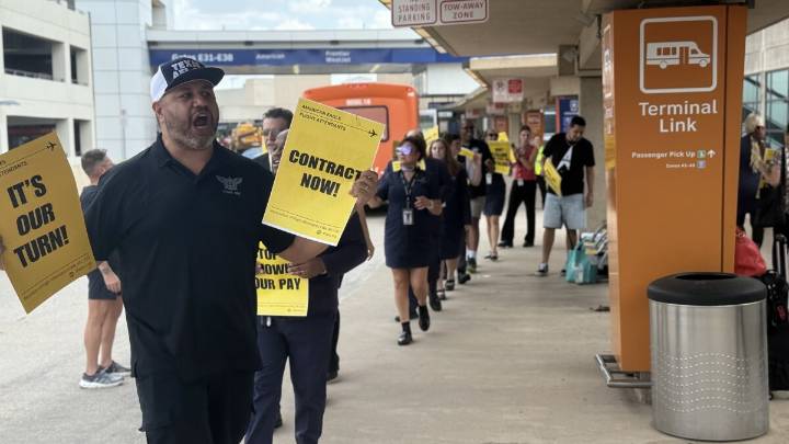 'They keep us living in poverty': PSA Airlines flight attendants demand pay raise