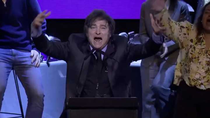 El fallido del Presidente: "Están molestos porque les estamos afanando los choreos"