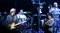 Business spat between Daryl Hall and John Oates has been resolved in arbitration, attorneys say