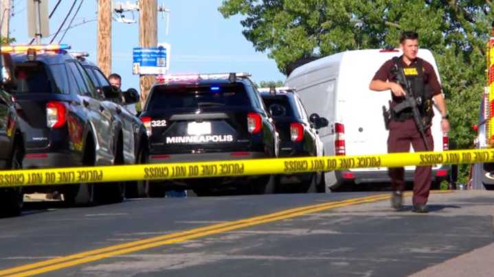 Tiroteo en escuela católica de Minnesota deja dos niños muertos y 17 heridos