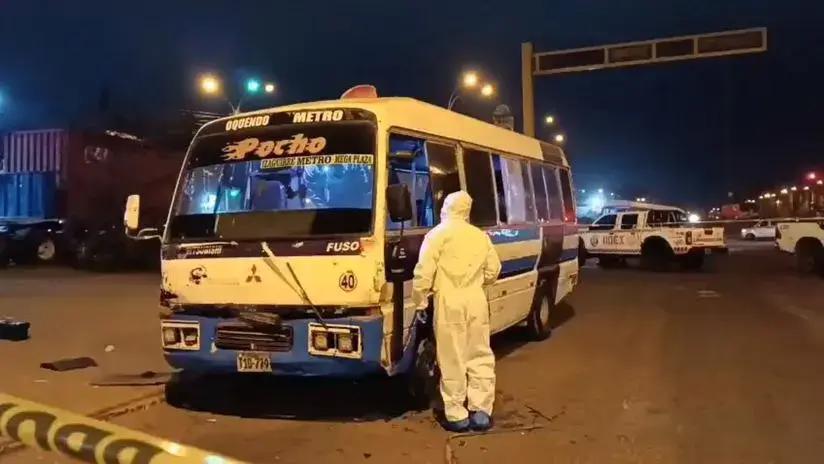 San Martín de Porres: delincuentes lanzan explosivo contra unidad de transporte público y hieren a conductor