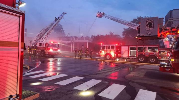 IFD battle vacant funeral home fire on Indy's near east side