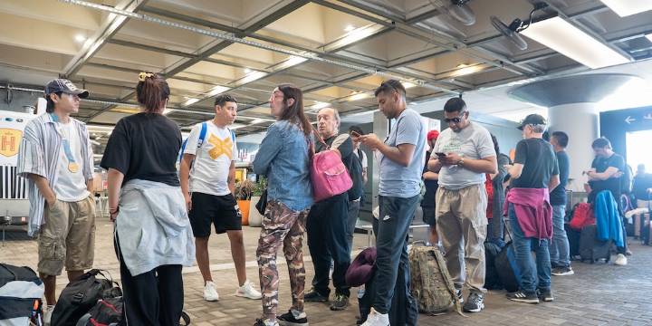 Segunda jornada de paro de controladores aéreos: caos en Aeroparque por demoras y cancelaciones de vuelos