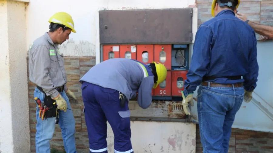 En el lanzamiento de un plan contra conexiones clandestinas, Enersa detectó usuarios colgados hace 20 años