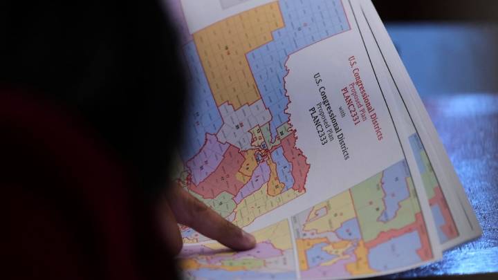 What’s the Texas redistricting fight about, and how has California reacted?