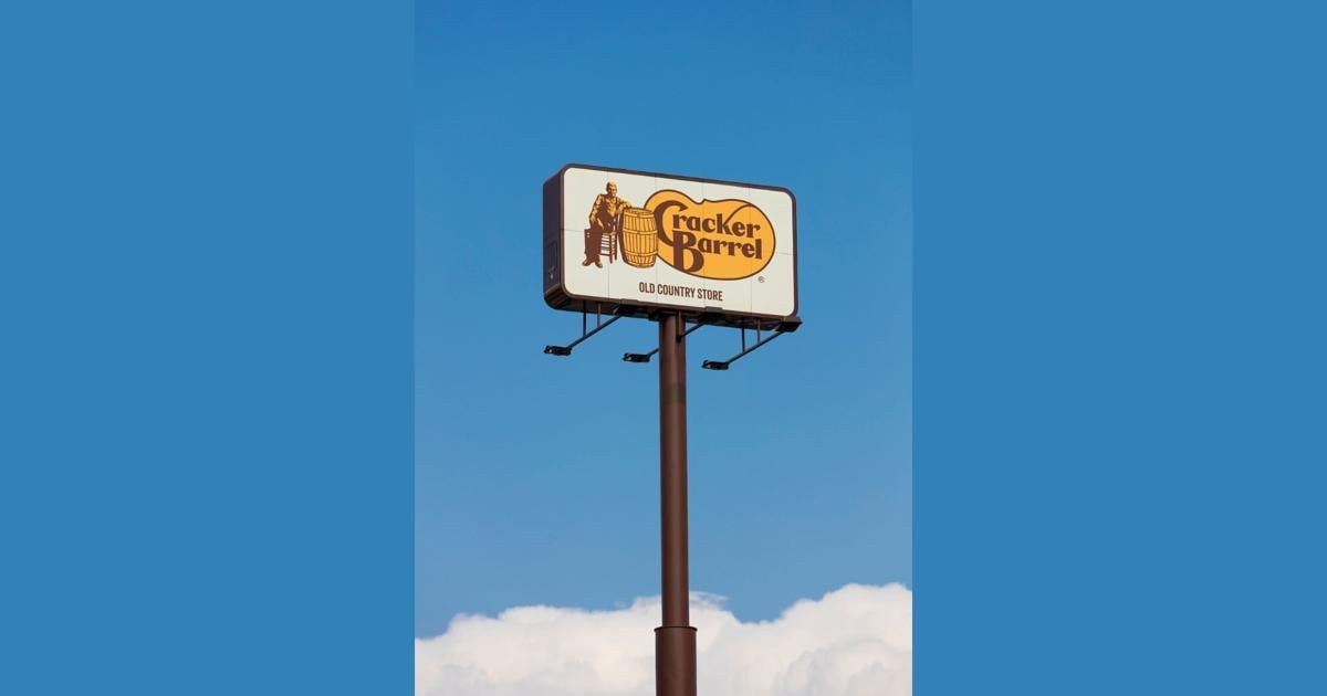 After backlash, Cracker Barrel says it will get rid of its new logo