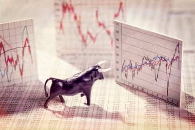 History Says the Nasdaq Will Soar: 2 AI Stocks to Buy Now, According to Wall Street