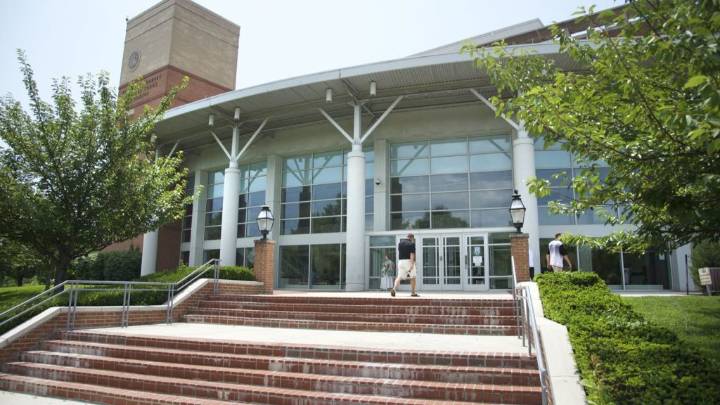 Former Annapolis union president charged with embezzlement