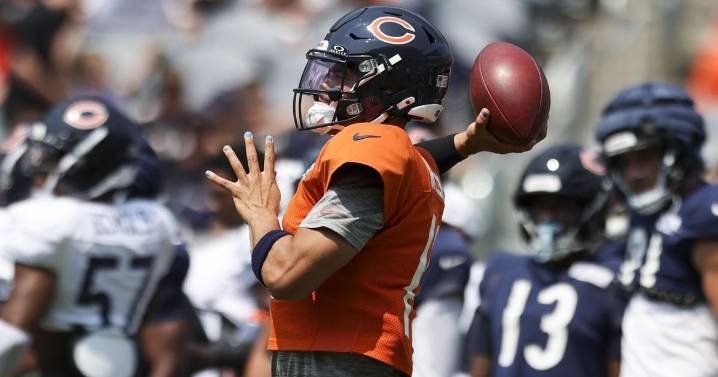 Chicago Bears training camp rundown: ‘Hilarious’ video of Caleb Williams missing net part of friendly QB drill