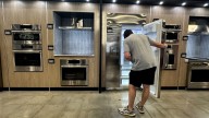 Retail sales rise solid 0.5% in July from June