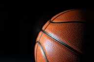 Estados Unidos. Muere joven promesa del básquetbol a los 22 años: se ahogó mientras nadaba en un embalse