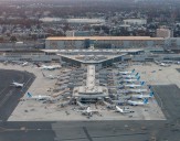 FAA plans years-long Newark Airport flight reductions as staffing crisis drags on