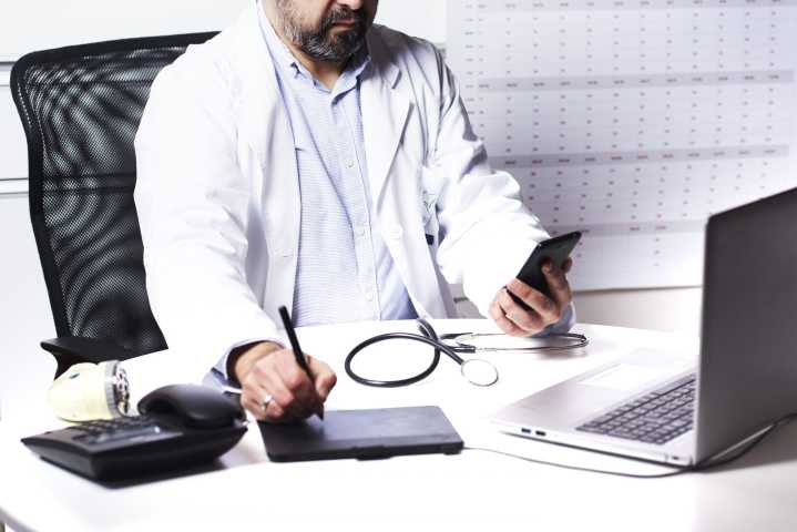 La IA contribuye a la salud mental de las pacientes con cáncer de mama