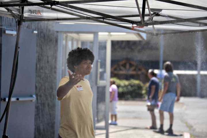 Cooling centers open as extreme heat warning continues in Clark County Free