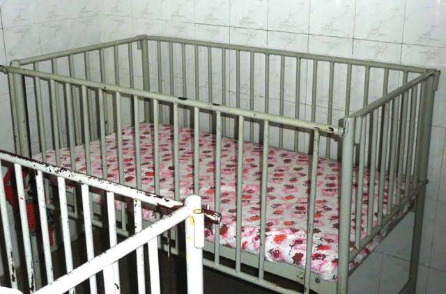 Triplets in Gujranwala die at birth as floods block hospital access