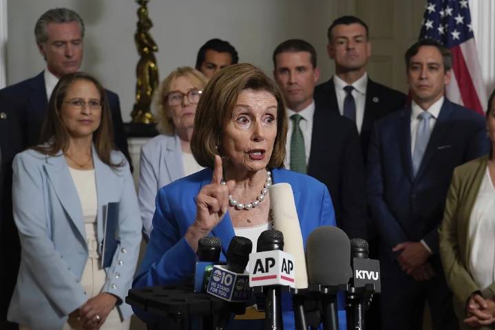 Ex-Capitol police chief slams Pelosi, says she rejected National Guard help Jan. 6