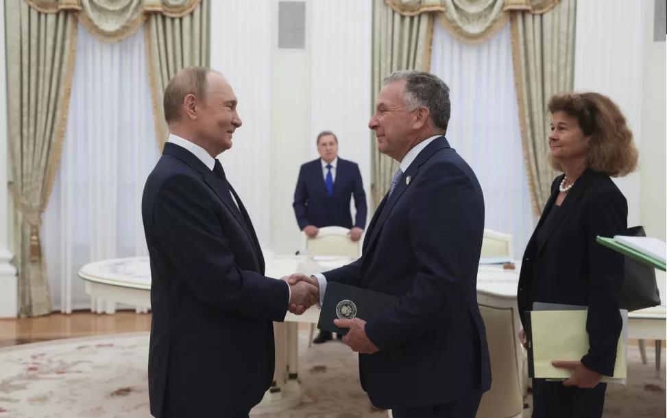 Enviado de Trump se reúne con Putin antes de fin de plazo para paz entre Rusia y Kiev, dice Kremlin