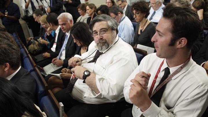 Longtime CBS White House reporter Mark Knoller dies