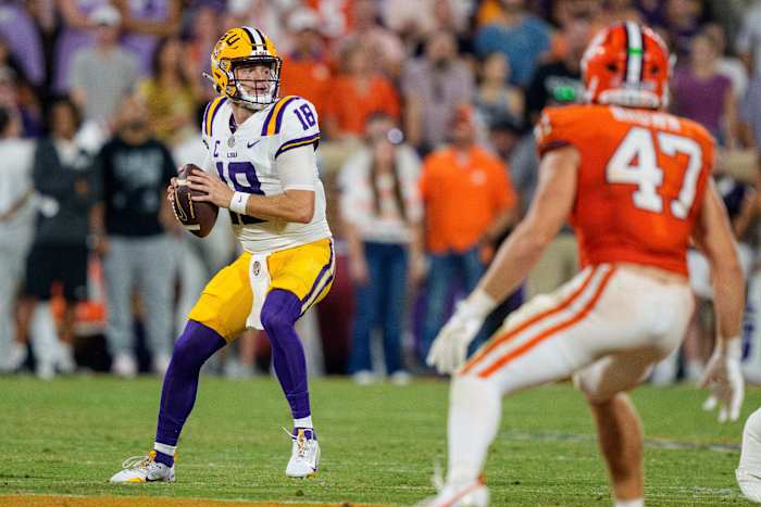 Garrett Nussmeier leads No. 9 LSU's rally for 17
