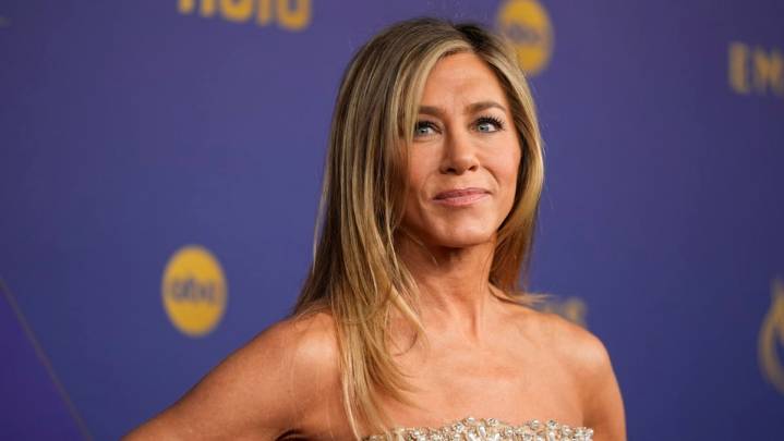 Actress Jennifer Aniston says she mourned Friends co-star Matthew Perry for 'a long time' before his death