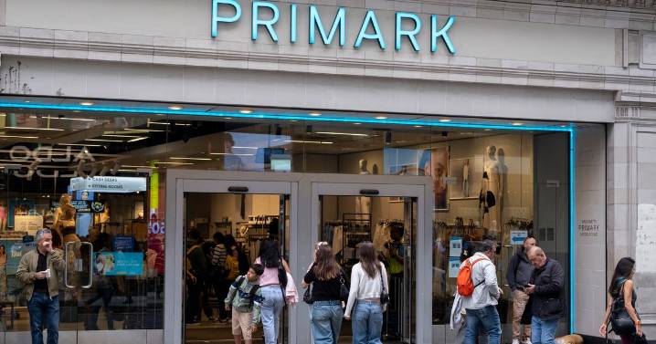 'Stylish' £36 Primark jacket in two colours has shoppers 'obsessed'