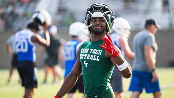 Cass Tech star C.J. Sadler commits to Belichick's North Carolina program