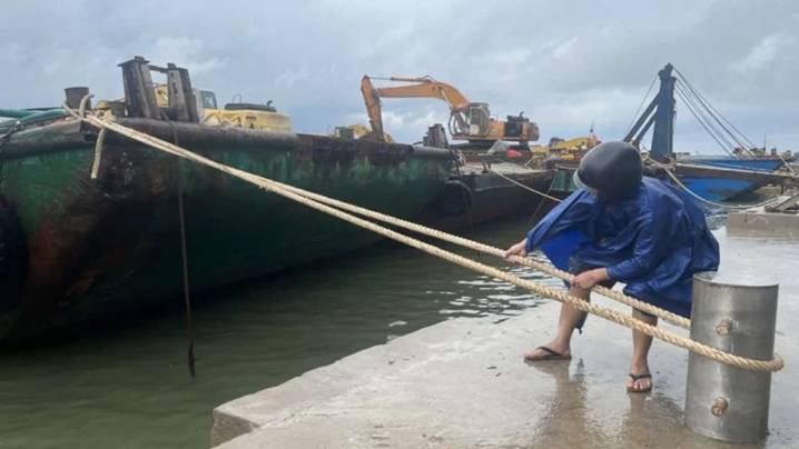 Vietnam evacuará a 586.000 por tifón