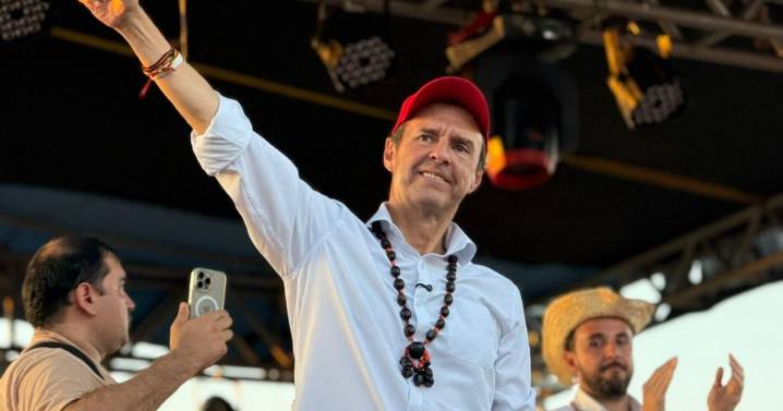 Jorge Tuto Quiroga se propone poner fin a 20 años de decadencia en Bolivia