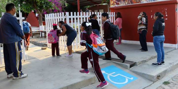 Emite alcalde recomendaciones tras llegada de nuevo ciclo escolar