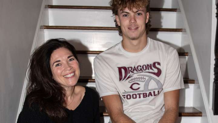 Michigan football P Hudson Hollenbeck honors mom through fundraiser