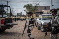 Ejecutan a un hombre en lote baldío de la colonia Salvatierra esta mañana
