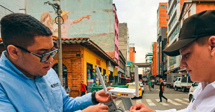 En “El Hueco” son tan avispados que hasta montaron su propio proveedor de internet
