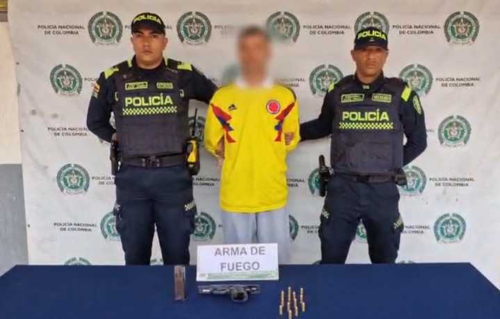 Hieren a mayor de la Policía en Bogotá: le arrebataron su arma y le dispararon