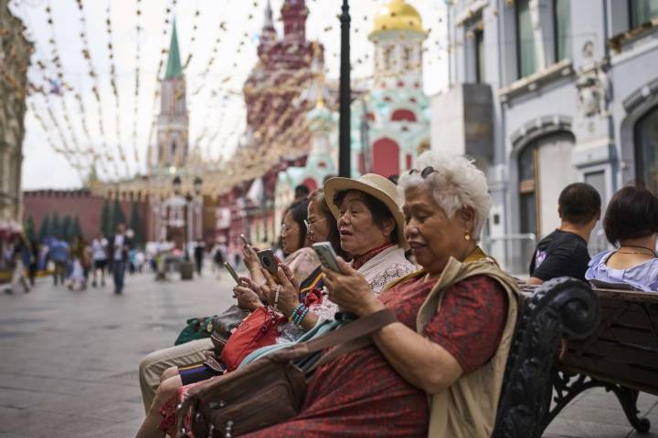 Russia restricts calls via WhatsApp and Telegram, the latest step to control the internet