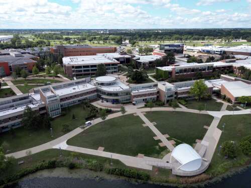 Suburban community college presidents among the highest paid in the state